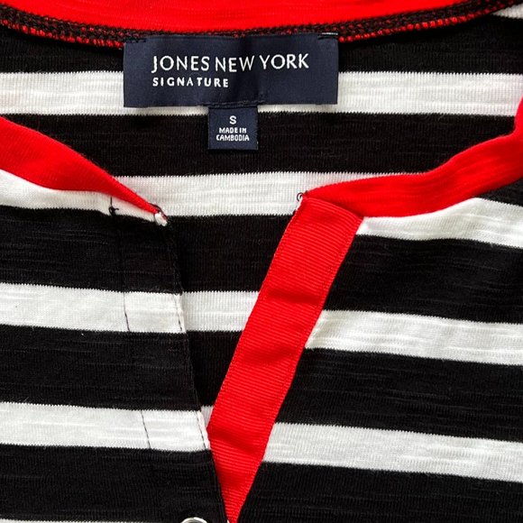 Jones New York Signature ¾ Sleeve Top - Picture 3 of 3
